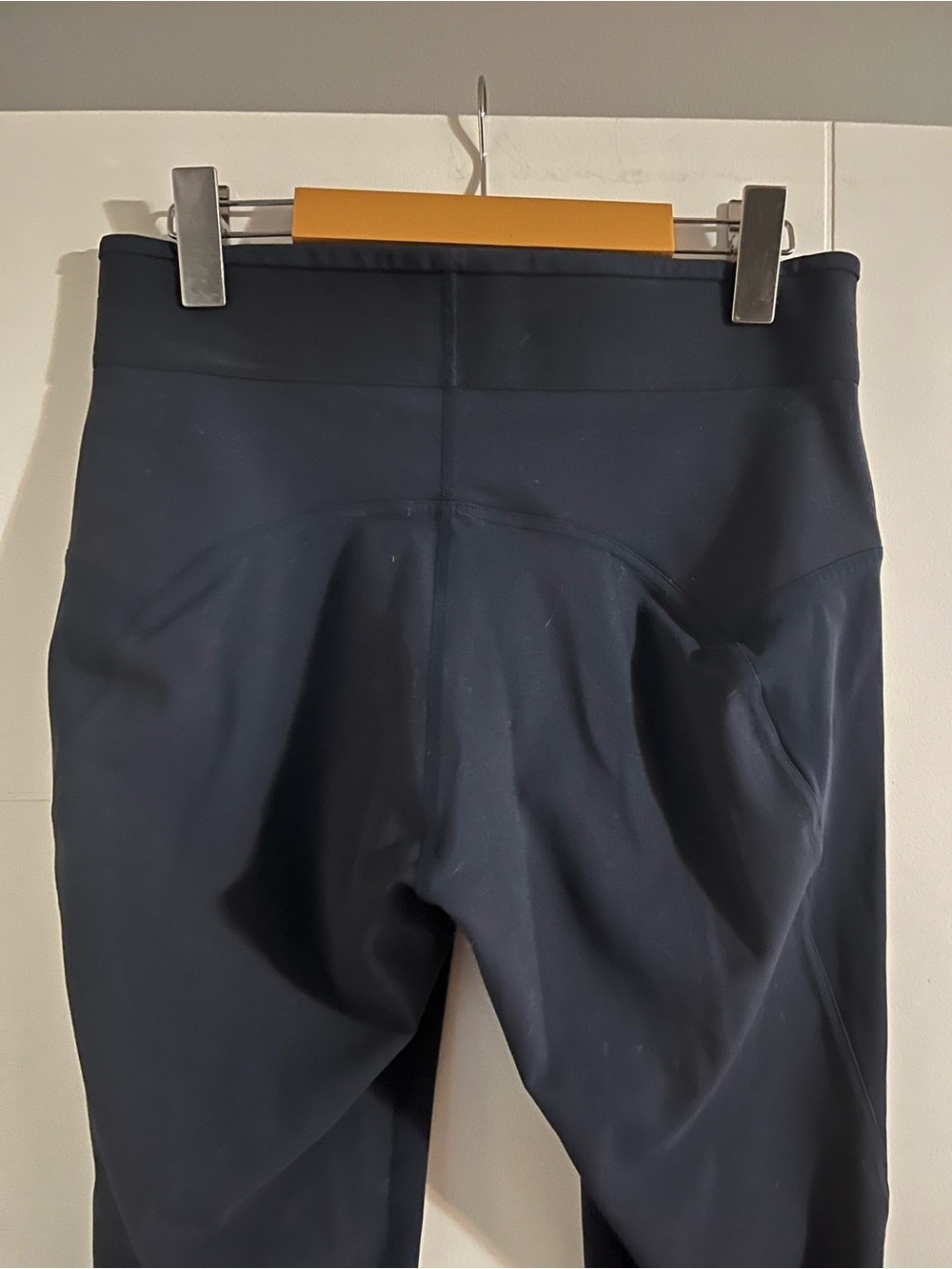 Lululemon License to Train Navy High-Rise Leggings 25” - Picture 5 of 10